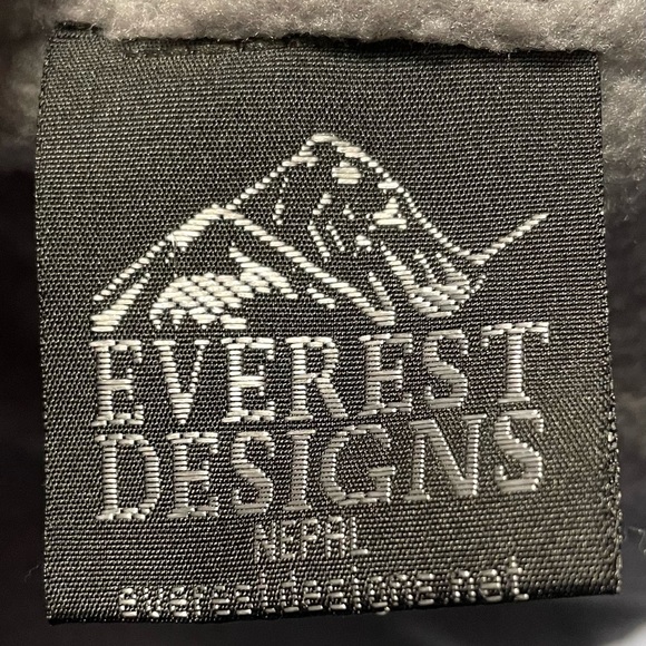 Peruvian style beanie. 100% wool. Fleece-lined. Fits 4 y.o. to Large adult. - Picture 4 of 5